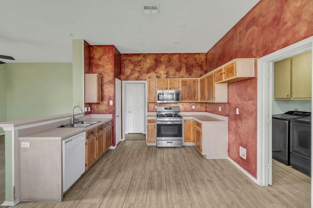 810 Moore Street, Cedar Hill, TX 75104