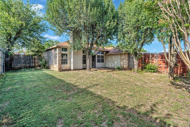 810 Moore Street, Cedar Hill, TX 75104