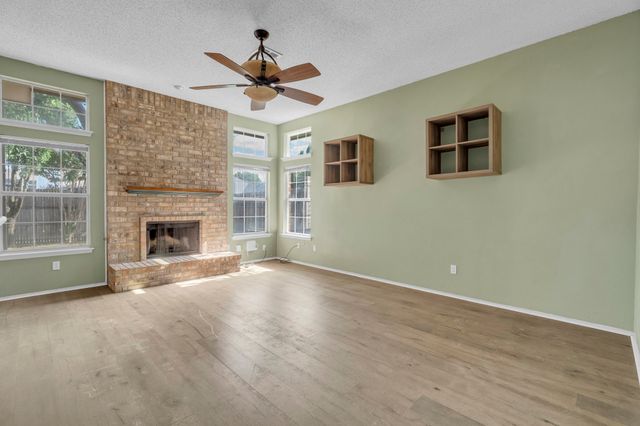 810 Moore Street, Cedar Hill, TX 75104