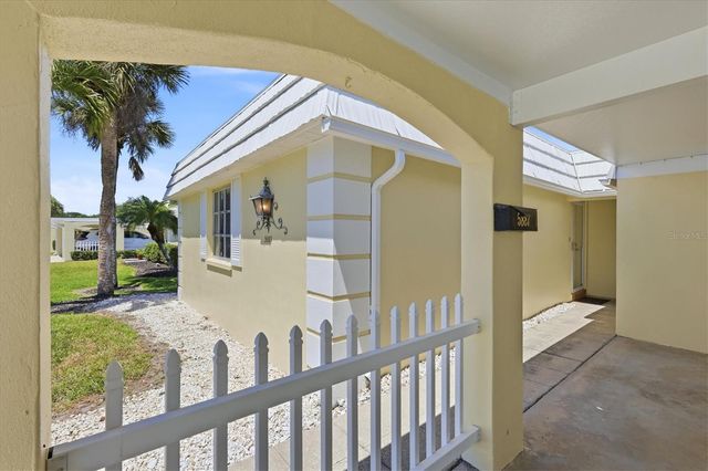 5887 TIDEWOOD AVENUE 2, Sarasota, FL 34231