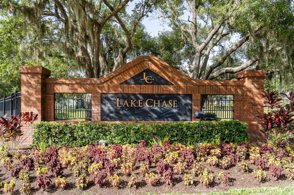 Image 19 of property listing at 10518 WHITE LAKE COURT 10518, Tampa, FL 33626