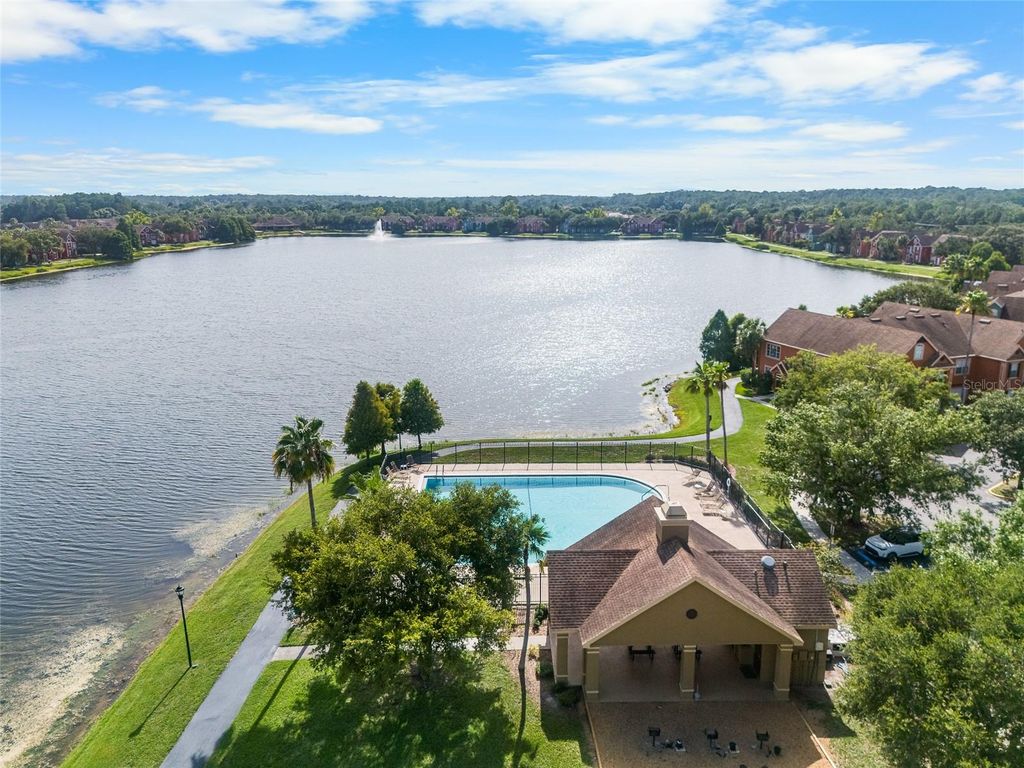 Image 25 of property listing at 10518 WHITE LAKE COURT 10518, Tampa, FL 33626