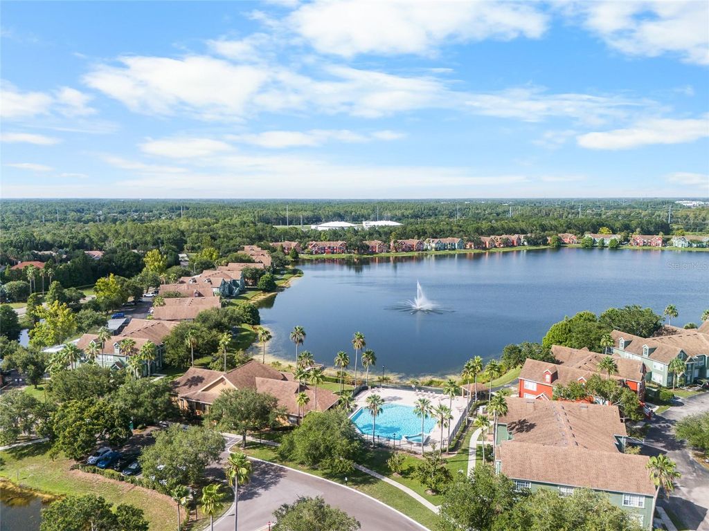 Image 29 of property listing at 10518 WHITE LAKE COURT 10518, Tampa, FL 33626