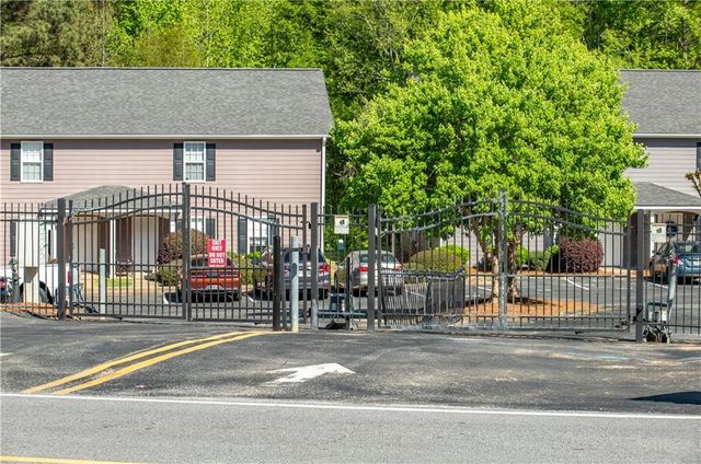 878 Hospital Road, Commerce, GA 30529