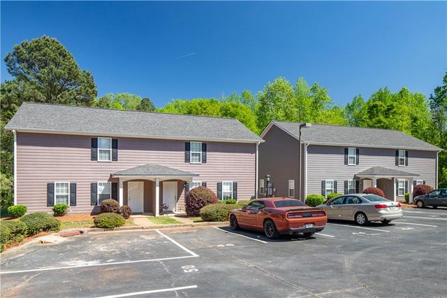 878 Hospital Road, Commerce, GA 30529