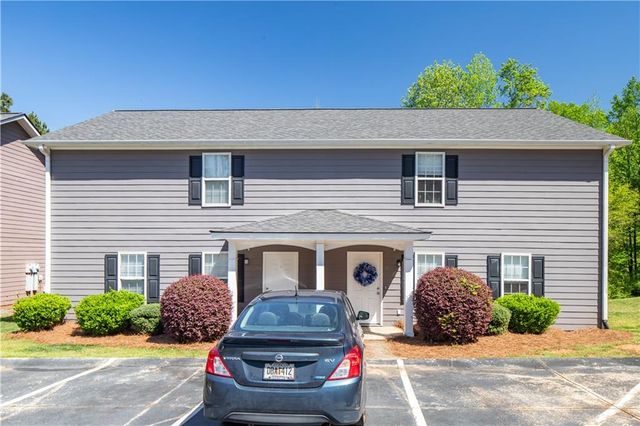 878 Hospital Road, Commerce, GA 30529