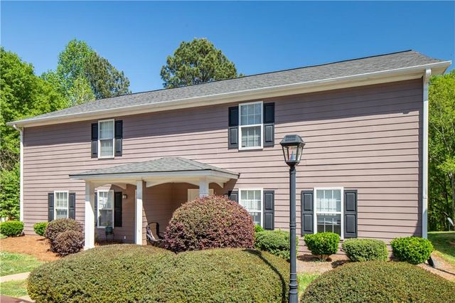 878 Hospital Road, Commerce, GA 30529