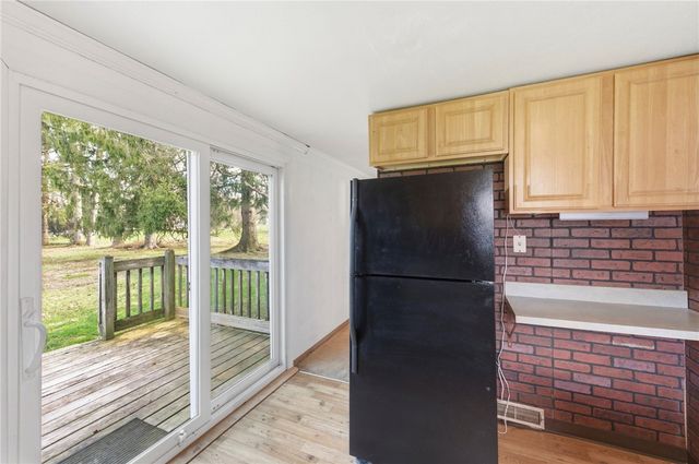 2467 Ankeny Dr, Hampton, PA 15044
