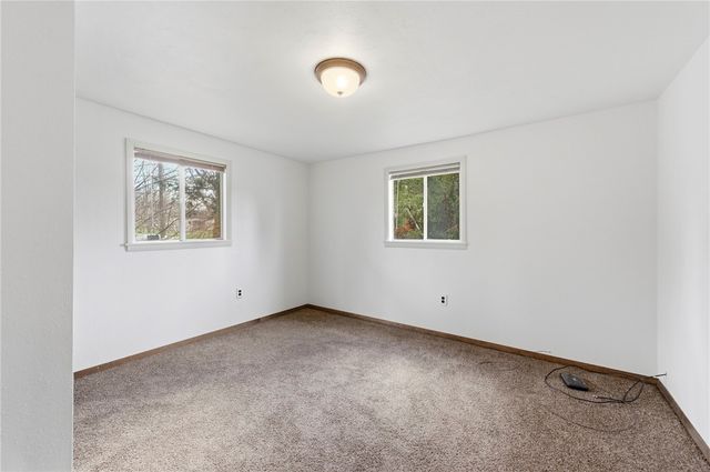 2467 Ankeny Dr, Hampton, PA 15044