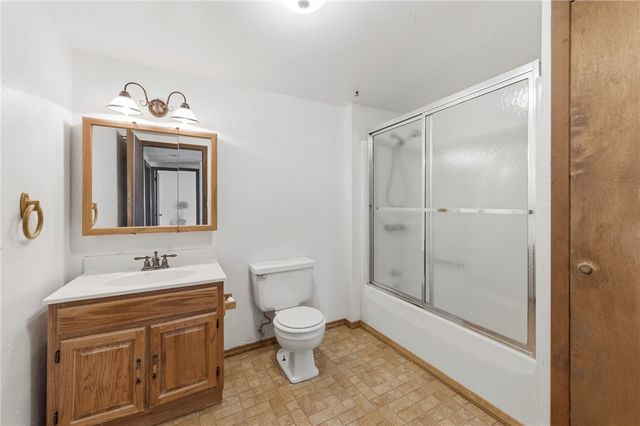 2467 Ankeny Dr, Hampton, PA 15044