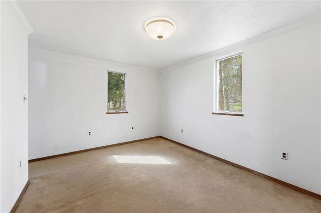 2467 Ankeny Dr, Hampton, PA 15044
