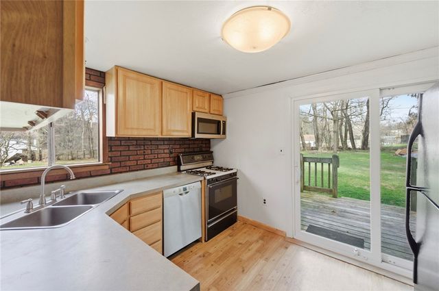 2467 Ankeny Dr, Hampton, PA 15044
