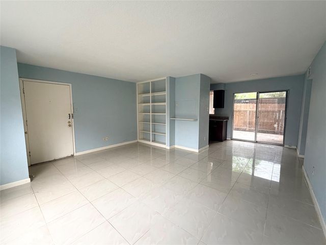 9201 Clarewood Drive 72, Houston, TX 77036