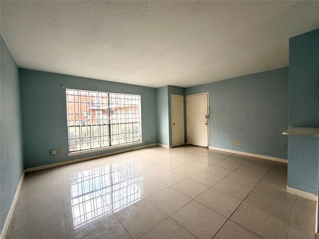 9201 Clarewood Drive 72, Houston, TX 77036