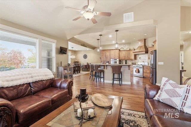 12322 S Essex Way, Nampa, ID 83686