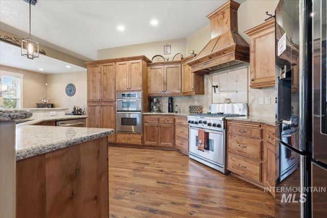 12322 S Essex Way, Nampa, ID 83686