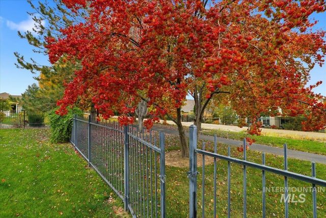 12322 S Essex Way, Nampa, ID 83686