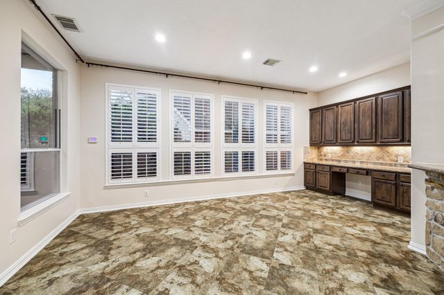 46 Marquise Oaks Place, The Woodlands, TX 77382
