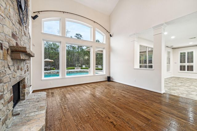 46 Marquise Oaks Place, The Woodlands, TX 77382