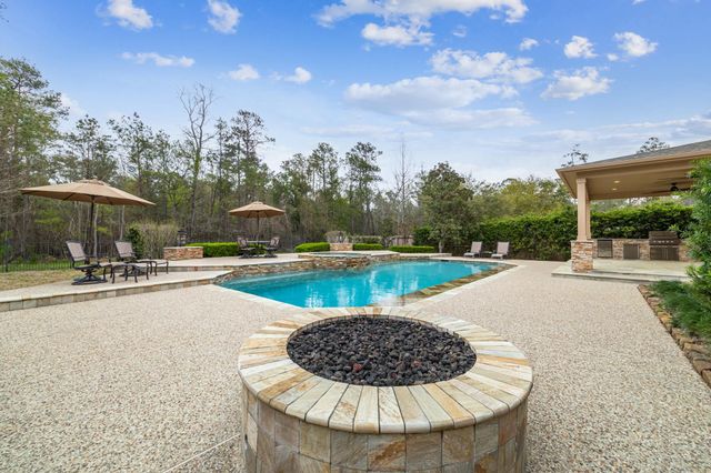 46 Marquise Oaks Place, The Woodlands, TX 77382