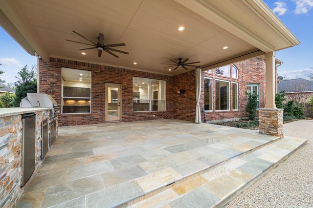 46 Marquise Oaks Place, The Woodlands, TX 77382
