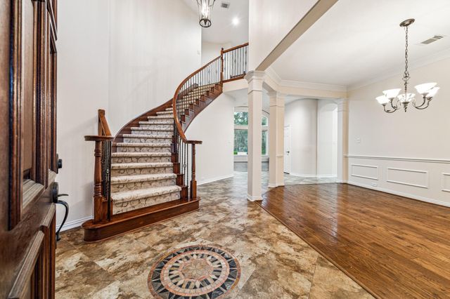 46 Marquise Oaks Place, The Woodlands, TX 77382