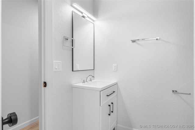 3348 S 82nd East Avenue, Tulsa, OK 74145