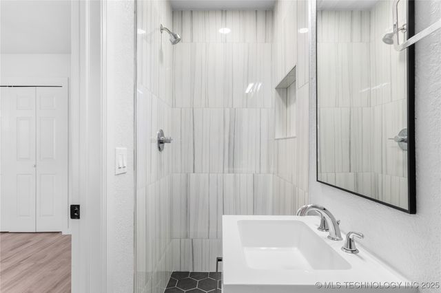 3348 S 82nd East Avenue, Tulsa, OK 74145