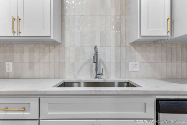 3348 S 82nd East Avenue, Tulsa, OK 74145