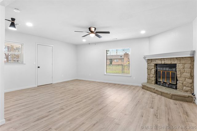 3348 S 82nd East Avenue, Tulsa, OK 74145