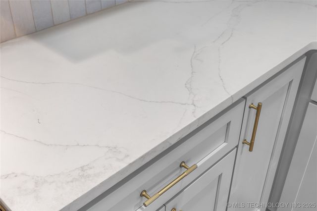 3348 S 82nd East Avenue, Tulsa, OK 74145