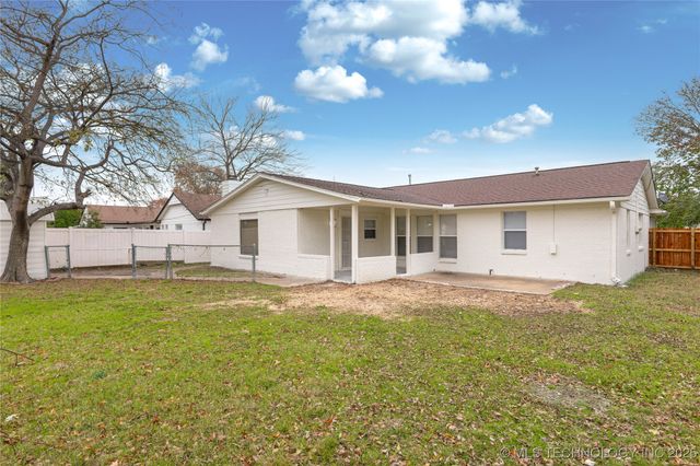 3348 S 82nd East Avenue, Tulsa, OK 74145