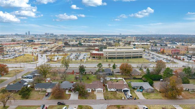 3348 S 82nd East Avenue, Tulsa, OK 74145