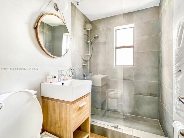 322 Nevada St, Hollywood, FL 33019