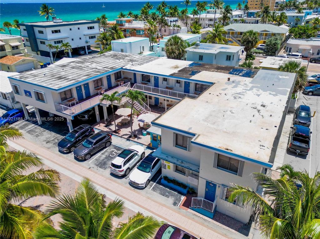 322 Nevada St, Hollywood, FL 33019