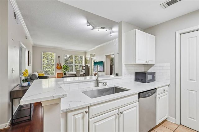 1101 Juniper Street NE 104, Atlanta, GA 30309