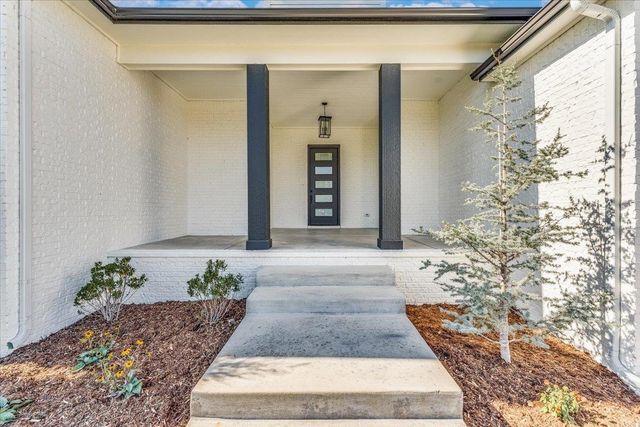 2701 N Anna St., Wichita, KS 67205