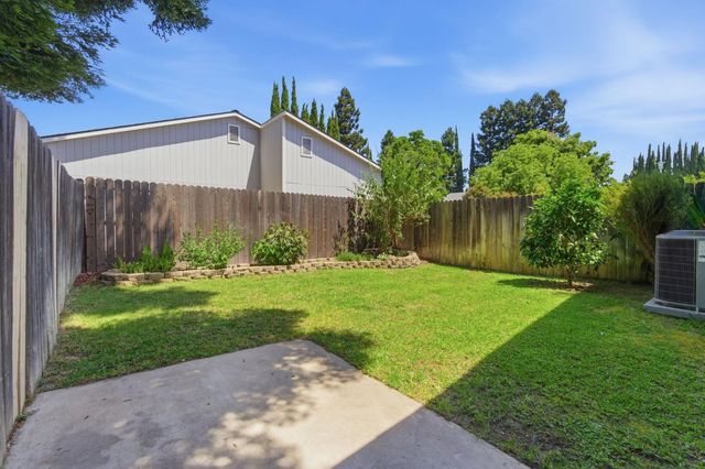 1661 Tourney Way, Sacramento, CA 95833