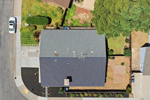 1661 Tourney Way, Sacramento, CA 95833