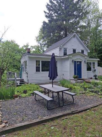 73 Suffern Lane, Thiells, NY 10984