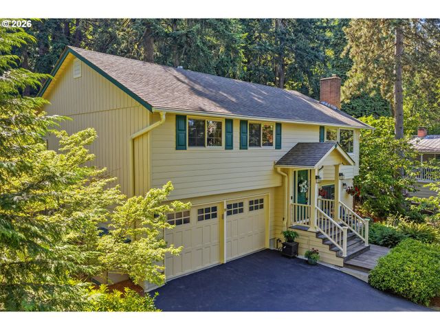 18782 UPPER MIDHILL Dr, West Linn, OR 97068