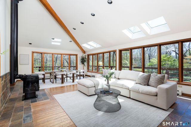 155 Labbance Lane, Fairfield, CT 06824