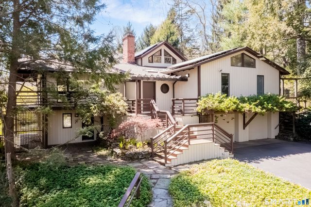 155 Labbance Lane, Fairfield, CT 06824