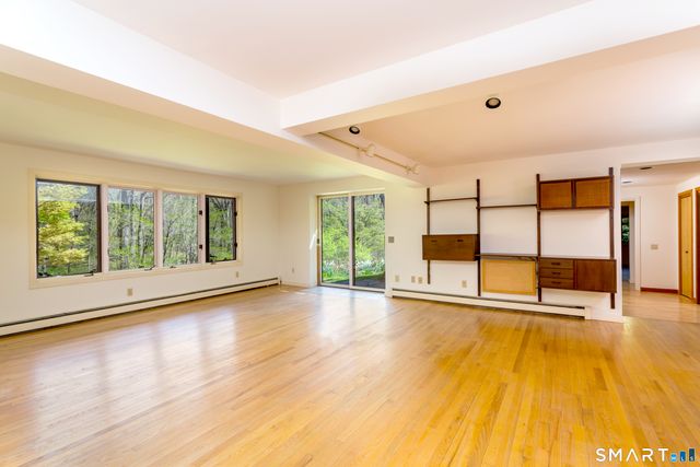 155 Labbance Lane, Fairfield, CT 06824