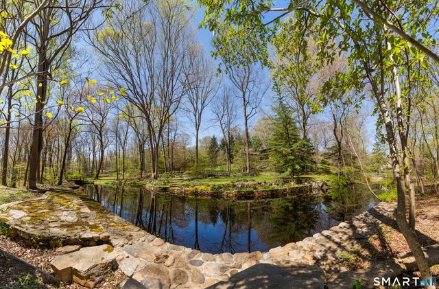 155 Labbance Lane, Fairfield, CT 06824