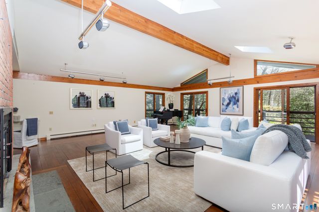 155 Labbance Lane, Fairfield, CT 06824