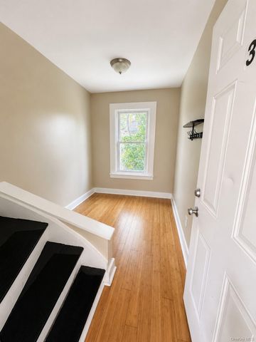 9 S Clinton Street 3, Poughkeepsie, NY 12601
