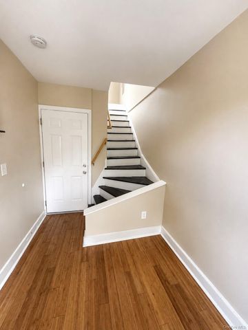 9 S Clinton Street 3, Poughkeepsie, NY 12601