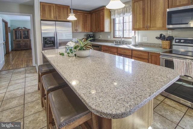 3222 KIMBERLY DR, Mount Airy, MD 21771