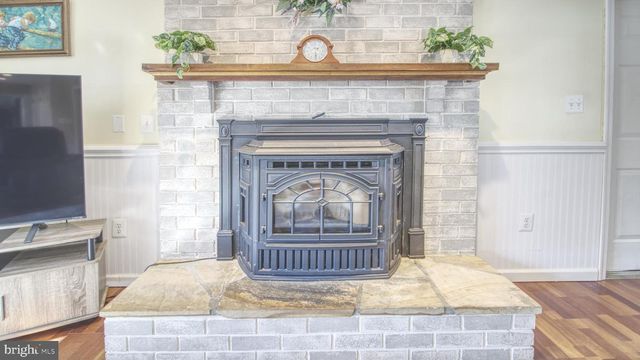 3222 KIMBERLY DR, Mount Airy, MD 21771